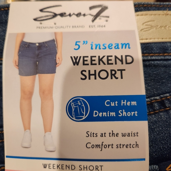 Seven7 Weekend Short 5" Inseam Cut Hem Denim W-414 - Picture 5 of 5